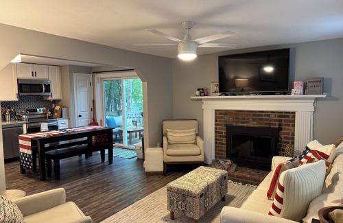 Plymouth House | Marvelous 4-bed 2-bath house in Plymouth, walking distance to the beach.