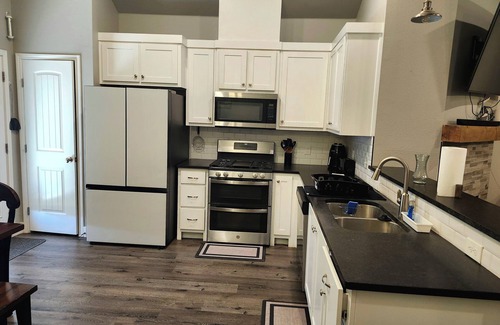Lubbock House | Marvelous 4-bedroom 8+ person house with AC in Lubbock