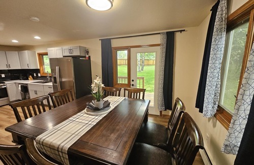 Sand Lake House | Marvelous 4-bedroom house in Anchorage with lake access, fully renovated in 2024