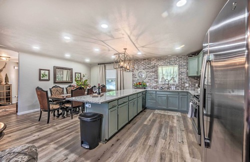 Alto House | Marvelous Alto Abode 1.5 Miles to Ski Run Road!