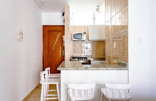 Pitangueiras Apartment | Marvelous apartment with ocean view in Pitangueira