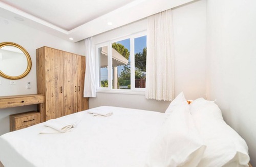 Lara Villa | Marvelous Conservative Villa in Muratpasa