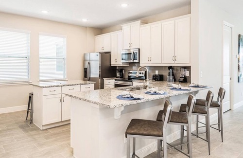 Bay Lake House | Marvelous Villa with Galactic Themed Bedroom at Encore