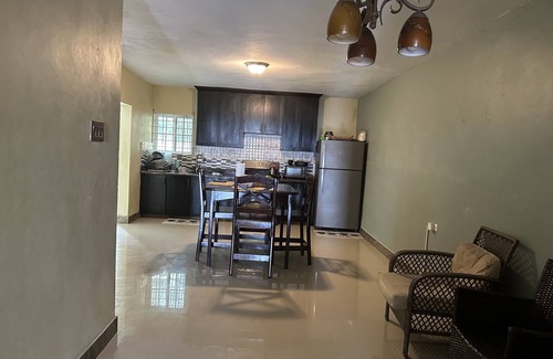 Whitehouse Apartment | Marvette s luxury two bedrooms villa