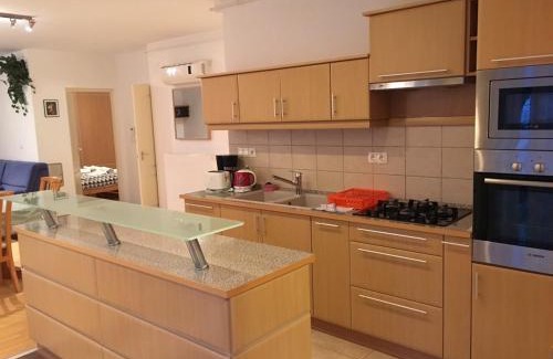 Heviz Apartment | Mary Apartmanház Hévíz