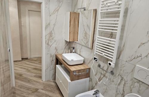Prenestino-Labicano Apartment | Mary House