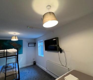 Galway City Centre Bed & Breakfast | Mary Mullen's Rooms Eyre Square.
