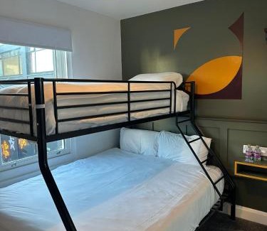 Galway City Centre Bed & Breakfast | Mary Mullen's Rooms Eyre Square.