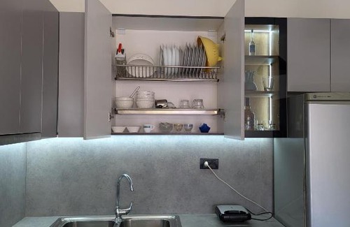 Golem Apartment | Mary's Beach Apartament Qerret