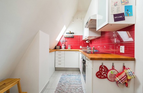 Marymount Apartment | Marymont Apartment with Mezzanine