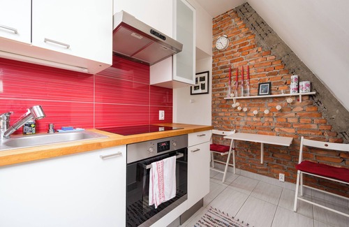 Marymount Apartment | Marymont Apartment with Mezzanine