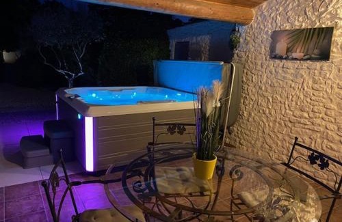 St.-Remy-de-Provence House | Mas Beau Soleil & Spa Cottages de Charme avec Jacuzzi&Jardin Privés