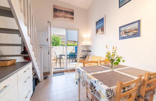Saint-Cyprien Plage House | Mas Bleu