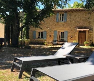 Mormoiron House | Mas Boudeissoun - Cœur de cerise - Baignade à 600 m