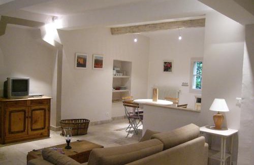 Mormoiron House | Mas Boudeissoun - Cœur de cerise - Baignade à 600 m
