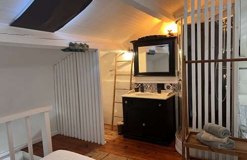 Plan-d'Orgon Bed & Breakfast | Mas D'auseu