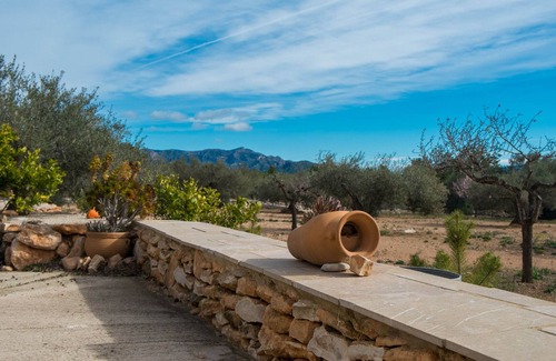 Costa Dorada Villa | Mas de Ballaruga with pool in an environment of peace and quiet