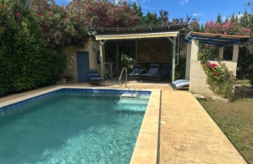 Arpaillargues-et-Aureillac Villa | Mas des rêves - piscine - clôturé