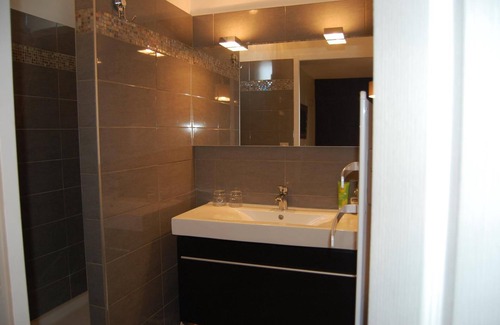 Cabannes Bed & Breakfast | Mas de la Respelido
