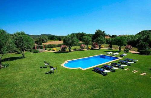 Vall-Llobrega Villa | Mas dels Avis Tipica Masia Catalana