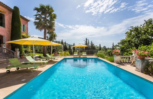 Grasse Bed & Breakfast | Mas Du Roc Bed & Breakfast