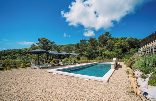 Saint-Christol-de-Rodieres Other | Mas Provençal Entre Vignes et Bois, un Écrin de Tranquilité