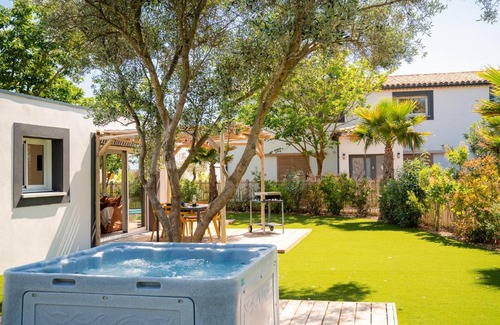 Vias Villa | Mas Julia