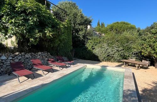Labastide-de-Virac Villa | Mas le Pi'geonnier