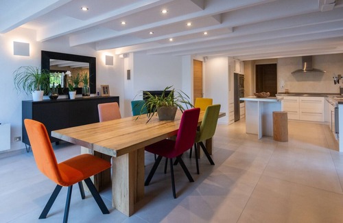 Cheval-Blanc Other | MAS MODERNE VUE LUBERON