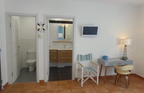 Argeles-sur-Mer House | Mas Picton chambres d'hôtes piscine jardin 10 min à pied de la mer
