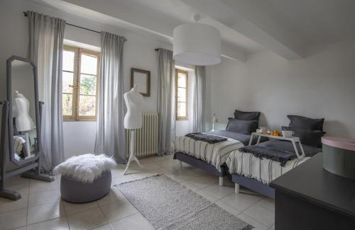 Saint-Paul-de-Vence Apartment | Mas Roseland