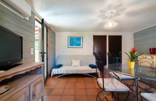 Montesquieu-des-Alberes House | Mas Saint Pierre