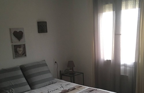 Claira Villa | Mas-style villa 8 km from the beach.