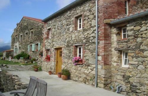 Prats-de-Mollo-la-Preste House | Mas Taillet Le Camelia