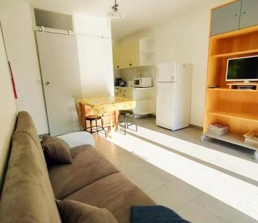 Camelas Apartment | MAS VALLCROSA Studio calme et confortable avec piscine