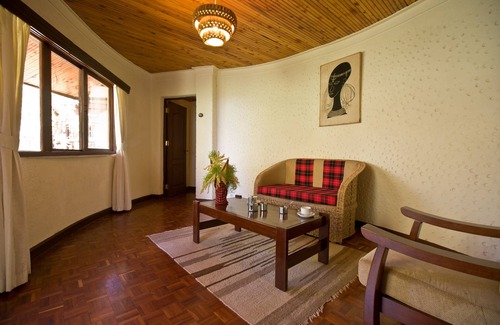 Ololaimutiek Hotel | Masai Mara Sopa Lodge