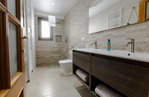 San Martin Sarroca House | Masia Cal Tonarro