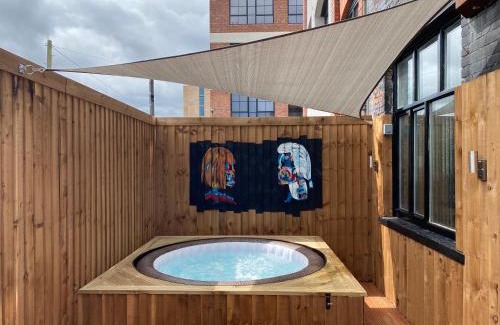 Manchester City Centre Apartment | Mason Street Apartment Sleeps 16