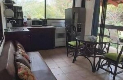 Santa Cruz Apartment | Massai Apartments #9 sleeps 3