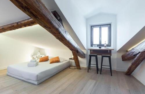 Old Town Apartment | MASSENA 44 - Stunning studio on Masséna Square