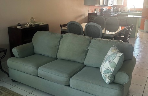 Northwest Point Apartment | Massive 3 bed 3.5 bath sea/pool view condo set amid lush tropical gardens