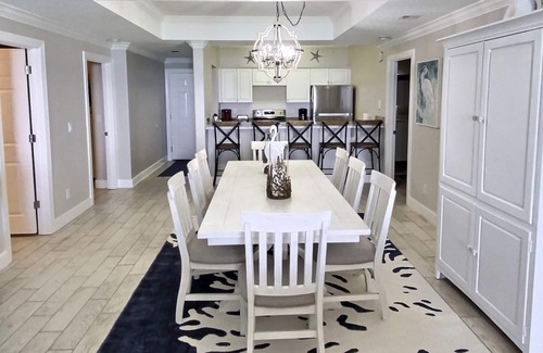 Long Beach Condo | Massive Balcony Paradise - Remodeled in 2021