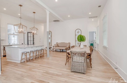 Tybee Island Condo | Massive Condo Sleeps 12 with Pool at North Beach