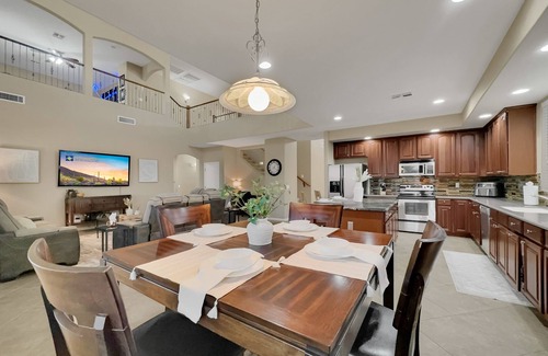 Maricopa House | Massive Golf Course Home with Pool, Spa, Game Room, Yoga Room! Stay a While