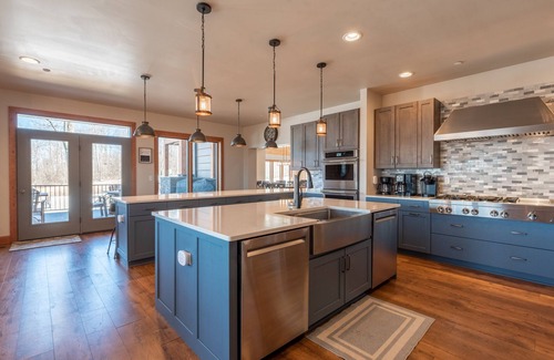 McHenry House | Massive Luxury Lodge by Wisp w/Pool and Game Area