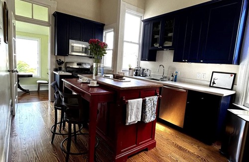 Inner Mission Apartment | Master Bedroom with Garden View and Private Bath
