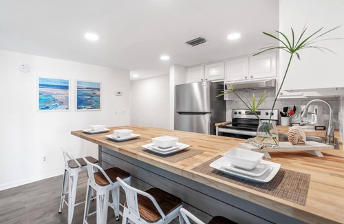 Panama City Beach Condo | Master Gulf View on Ground Floor! Free Golf Everyday!