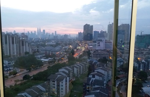 Ampang Condo | Master Room for rent for a short term