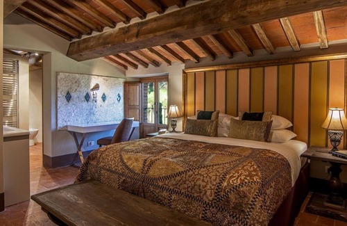 Bucine Resort | Master Two Bedroom - with garden view