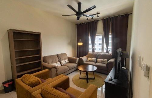 Kajang Apartment | Mat Leo Homestay at MRT Kajang